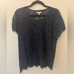 Maurices Lace top w/crossover back